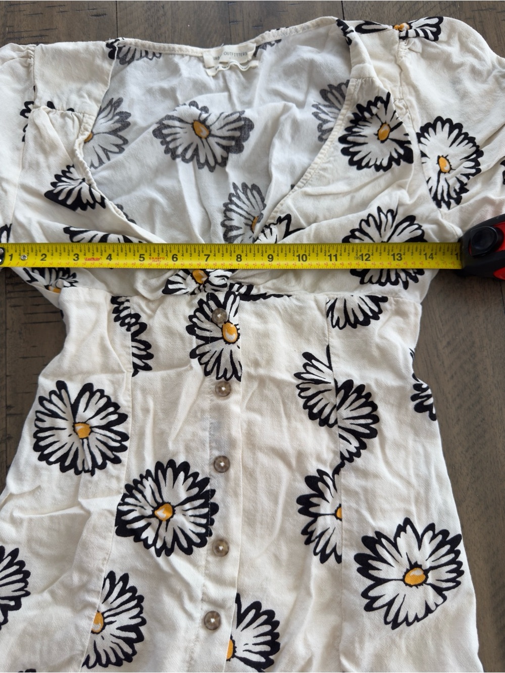 Urban Outfitters White Daisy-Print Mini Dress with Yellow Centers - Picture 7 of 10